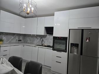 Кухонный гарнитур, мебель