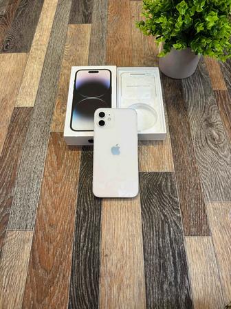 Продам iPhone 12