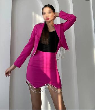 Костюм на корпоратив, недорого!