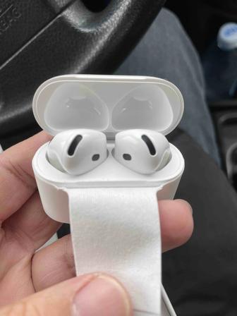 AirPods 4 с шумоподавлением