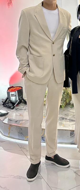 Мужской костюм