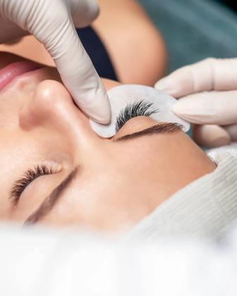 Модели на классическое наращивание ресниц