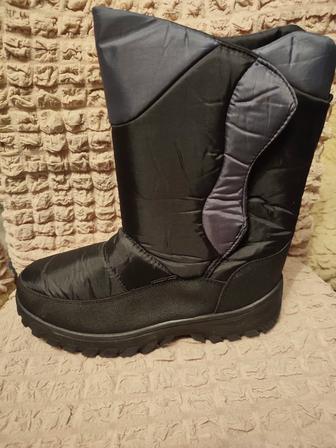 Продаю зимнюю обувь сапоги