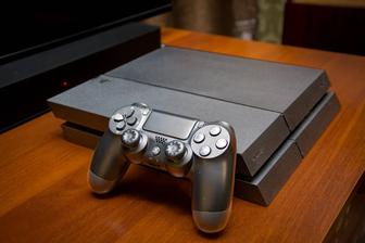 Sony Playstation 4. Прошитая.