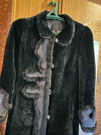 Продам норковую шубу