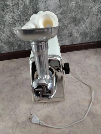 Продам мясорубку электрич