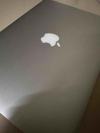 Продам macbook 13 2016