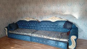 Диван гостиный