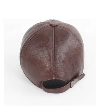 Продаю мужская кепка зимняя утепленные черный икоричневый цвет послали цене