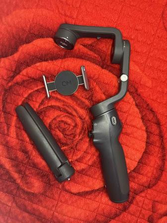 Продаю стабилизатор DJI OSMO MOBILE6