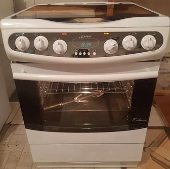 Электроплита Kaiser, 60x60, В Отл.состоянии. Духовка, гриль, решетка.