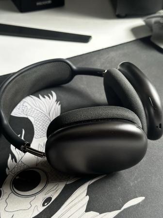 Продаю AirPods Max