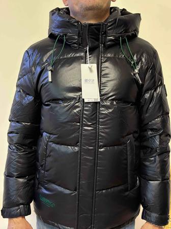 Продам мужскую зимнюю куртку