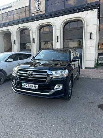 Аренда прокат авто Toyota Land Cruiser 200, каршеринг, авто прокат