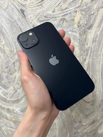 Продаю iPhone 13. Читайте в описании.