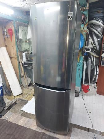 Продам холодильник lg