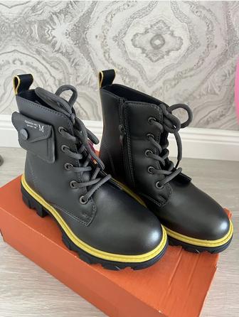 Ботинки для девочек р30