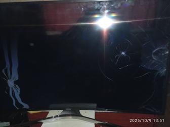 Продам телевизор неисправный на запчасти Samsung UE49MU6300U