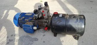 Мини гидростанция.