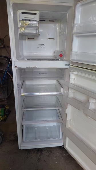 Холодильник Samsung No Frost