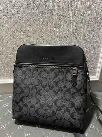 Продам барсетку Coach