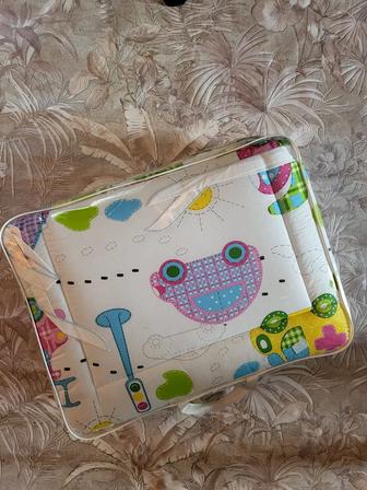 Бортик в кроватку