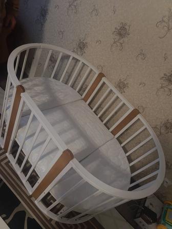 Продам кроватку 9в1