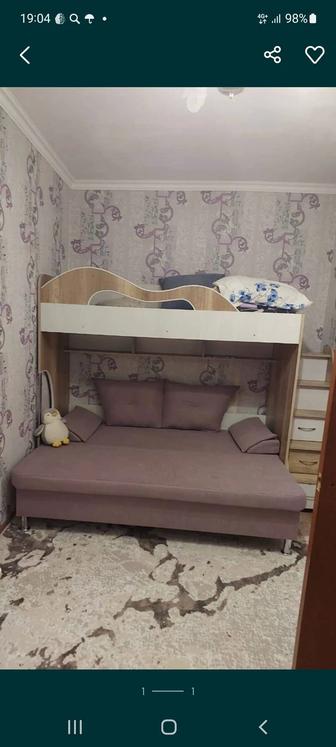 Продам детскую двухярусную кровать