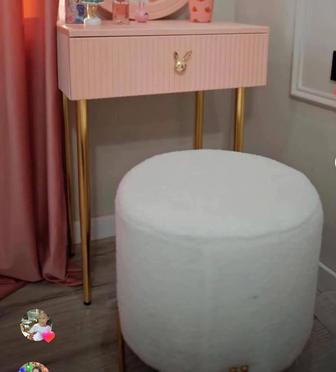 Новый туалетный столик