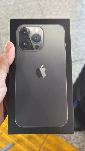 Продам IPhone 13pro 256 гб