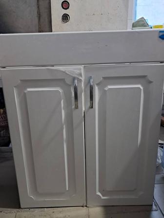 Отдам даром тумба + раковина для ванной комнаты