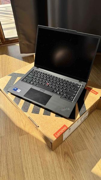 LenovoThinkPad T14 Gen5