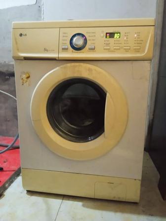 Продам стиральную машину , ,. LG 5кг.цена25000.возможна доставка