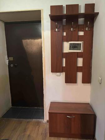 Продам комплект в прихожую б/у