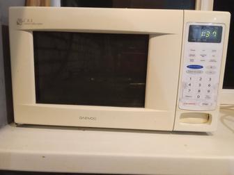 Продам микроволновую печь