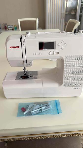 Продам швейную машинку компьютерную