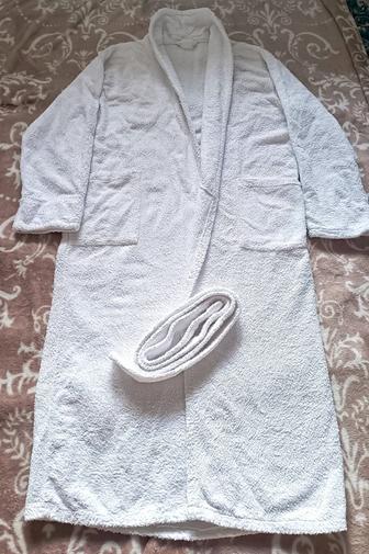 Махровые, белоснежные халаты