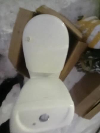 Срочно продам унитаз в отличном состоянии