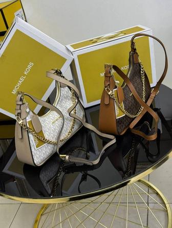 Сумка Michael Kors в фирменной подарочной коробке