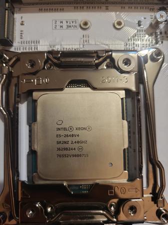 Материнский плата x99