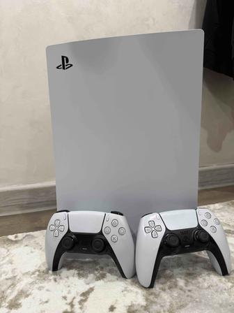 Playstation 5 с 2 джойстиками