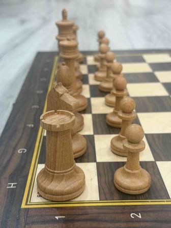 Новые деревянные шахматы Woodgames