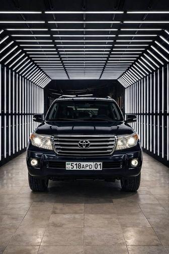 Аренда Land Cruiser 200 и Prado 150 с водителем. Встречи, Трансфер.