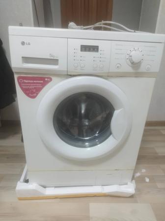 Стиральная машина автомат