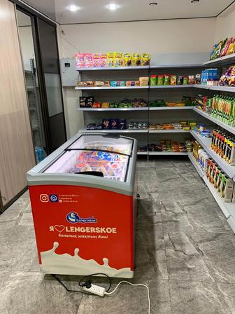 Стеллажи для магазина 2 стеллажа по 1,25 4 по 1м. В общем 7м