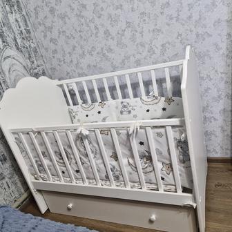 Продам детскую кроватку