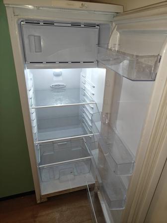 Холодильник бирюса