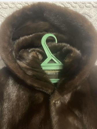 Шуба норка в центре