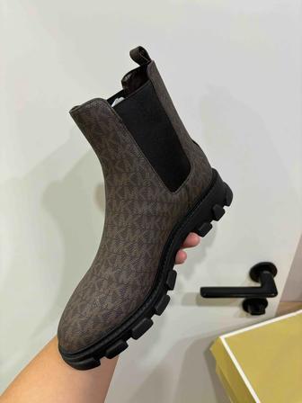 Сапоги новые Michael Kors
