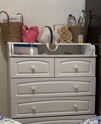 Продам перевальный столик-комод